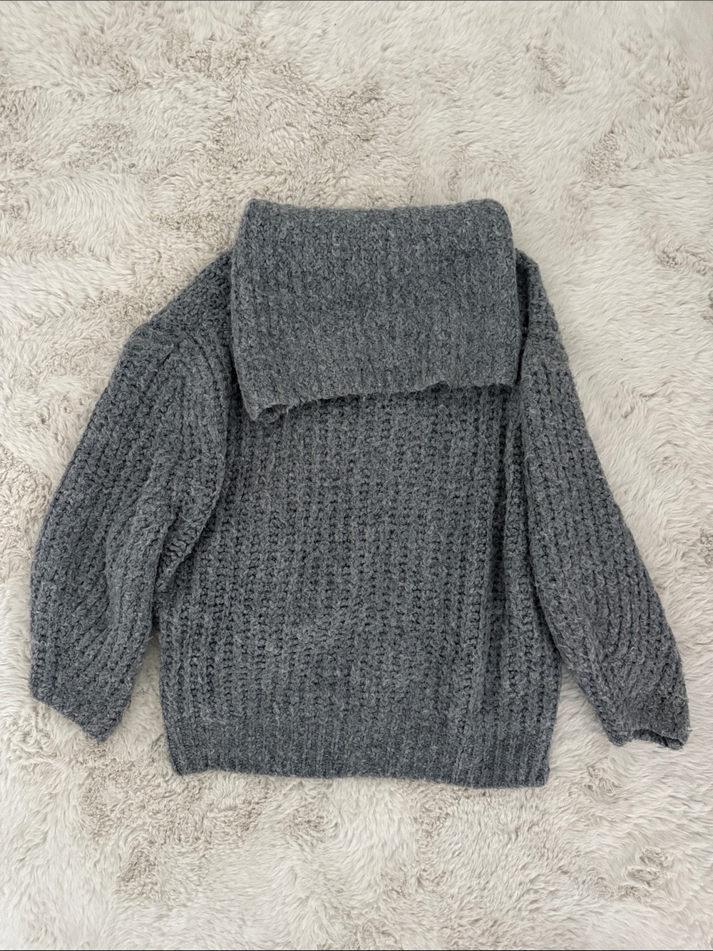 Cozy Ribbed Cowl Neck Sweater - Gray